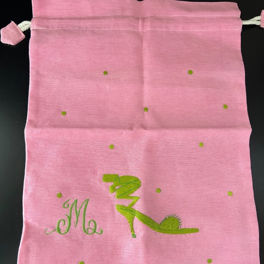 Lily Juliet Pink Shoe Bag with Monogram M. NWOT